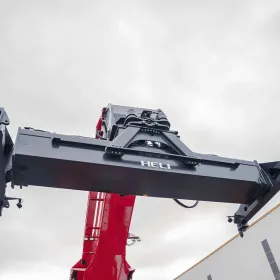 Empilhadeira Elétrica Reach Stacker Heli